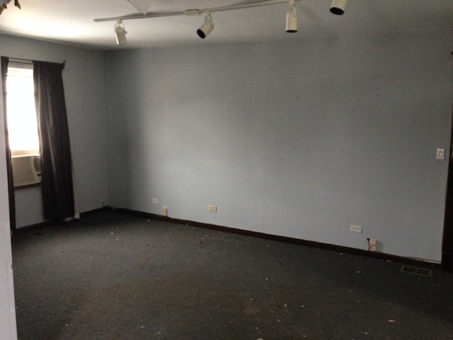 4042 North Pulaski Road Chicago, IL 60641 - Photo 7 of 14