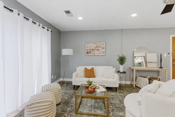 $270,000 | 1115 Royal St George Drive, Unit 201, Naperville, IL 60563