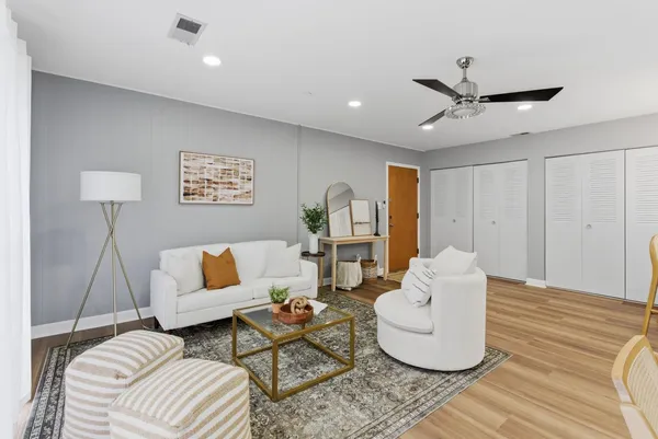 $270,000 | 1115 Royal St George Drive, Unit 201, Naperville, IL 60563