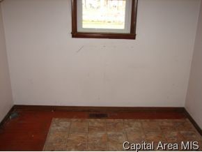 635 West Herndon Street Springfield, IL 62702 - Photo 8 of 12