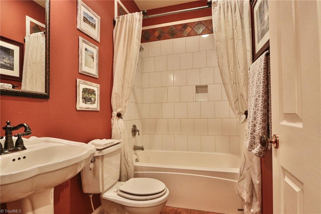 10901 Austin Traphill Road Traphill, NC 28685 - Photo 28 of 50 Upstairs full bath