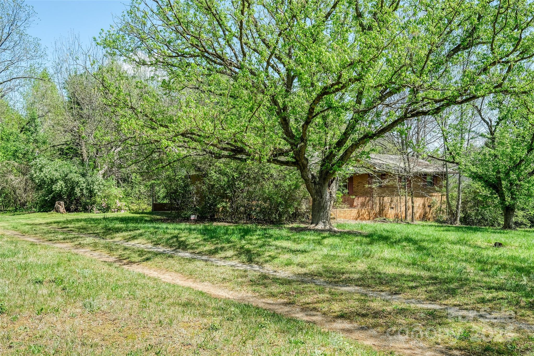 1100 Zion Church Road Hickory, NC 28602 - Photo 27 of 36