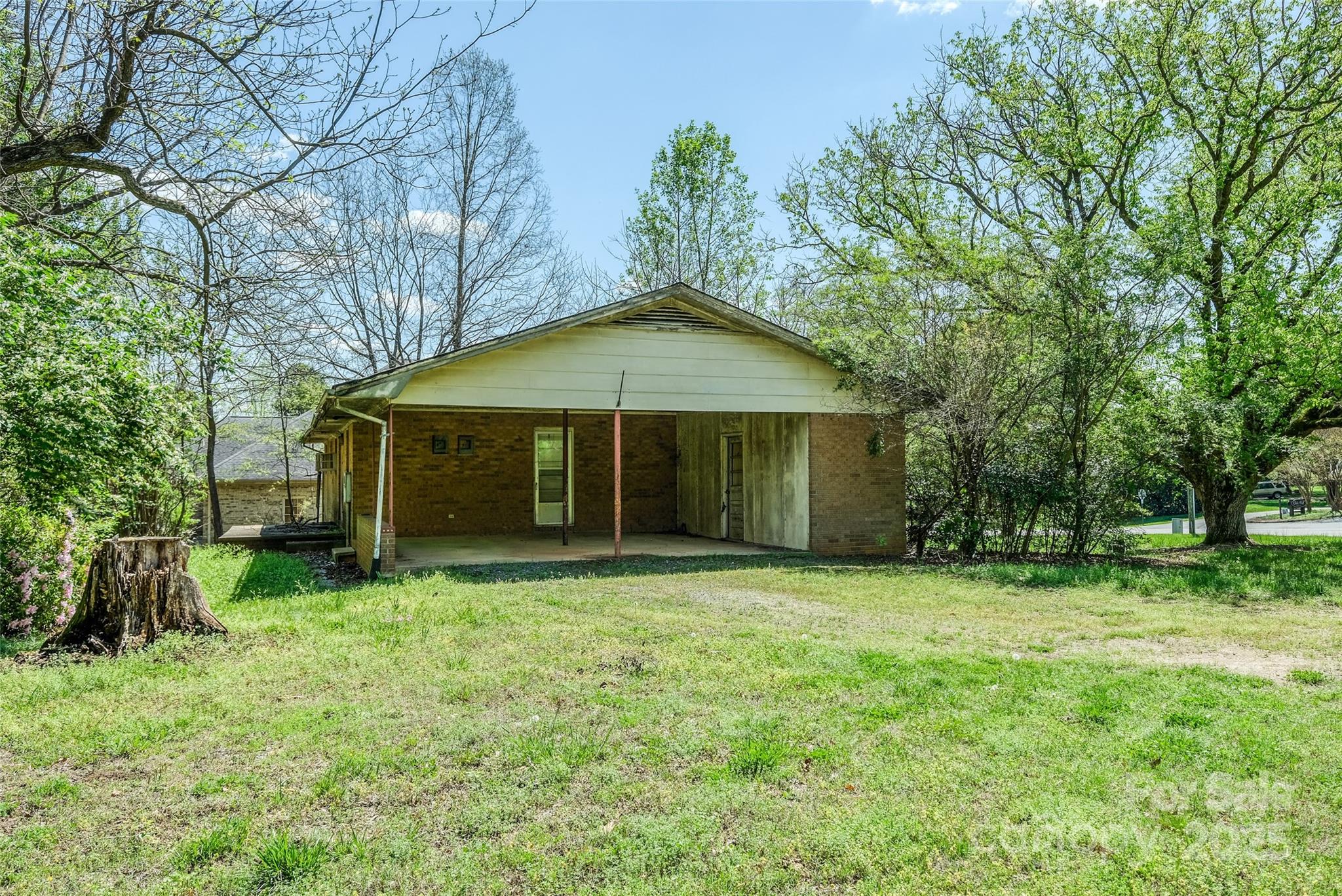 1100 Zion Church Road Hickory, NC 28602 - Photo 28 of 36