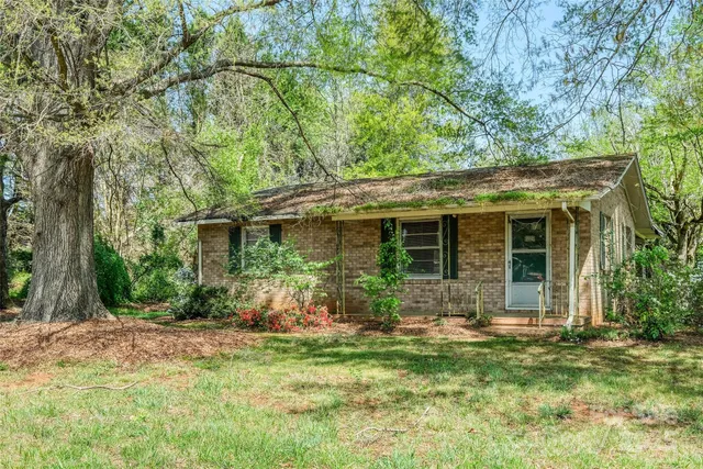 $2,300,000 | 1100 Zion Church Road, Hickory, NC 28602