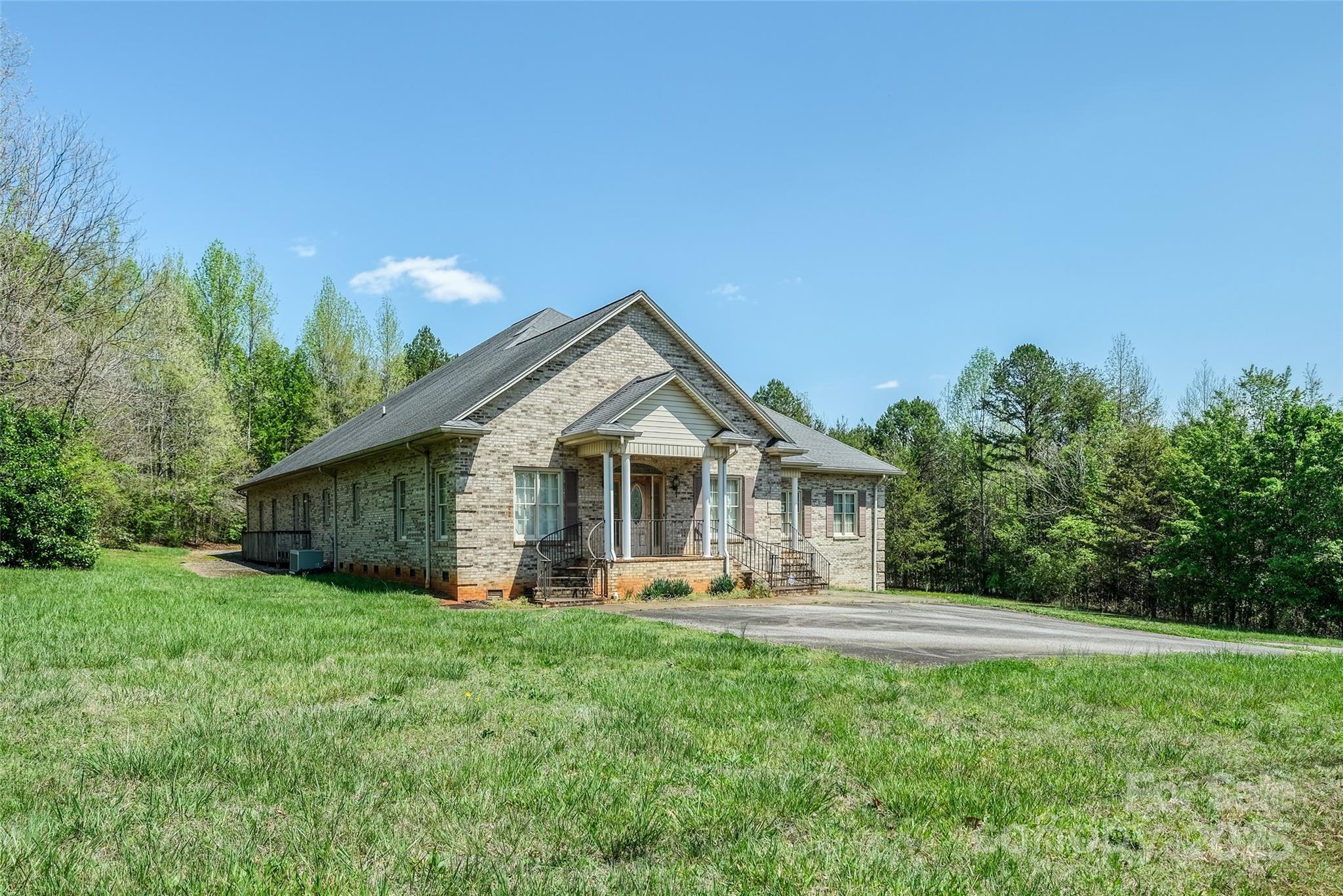 1100 Zion Church Road Hickory, NC 28602 - Photo 35 of 36