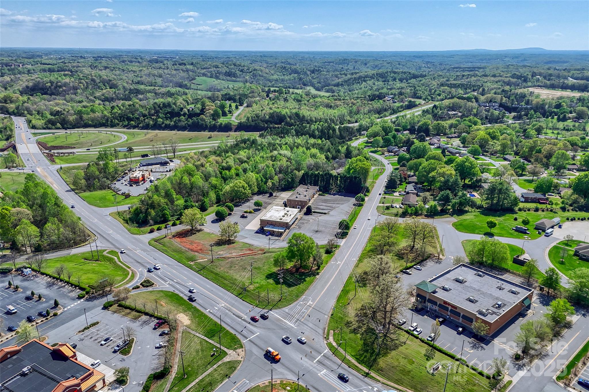 1100 Zion Church Road Hickory, NC 28602 - Photo 4 of 36