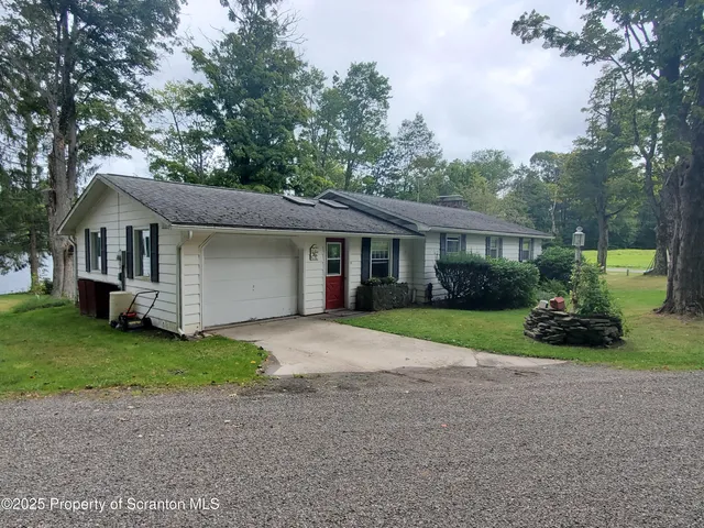 $319,500 | 1124 Heart Lake Road, Montrose, PA 18801