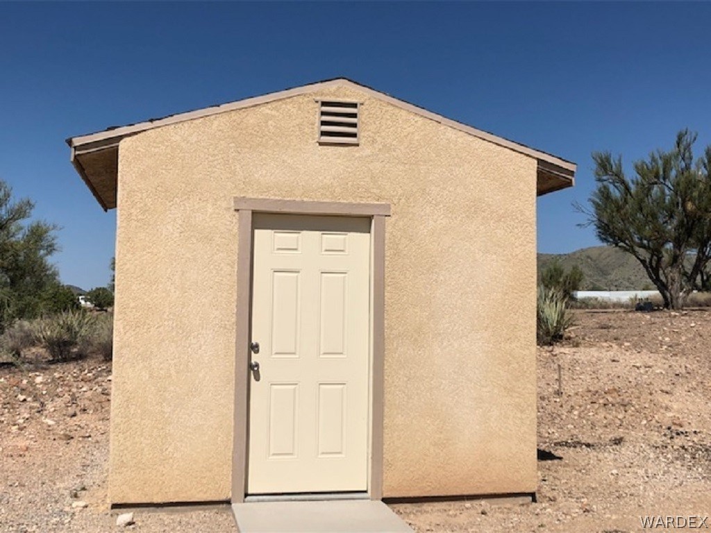 2663 North Stephan Road Kingman, AZ 86401 - Photo 24 of 28 Pump House