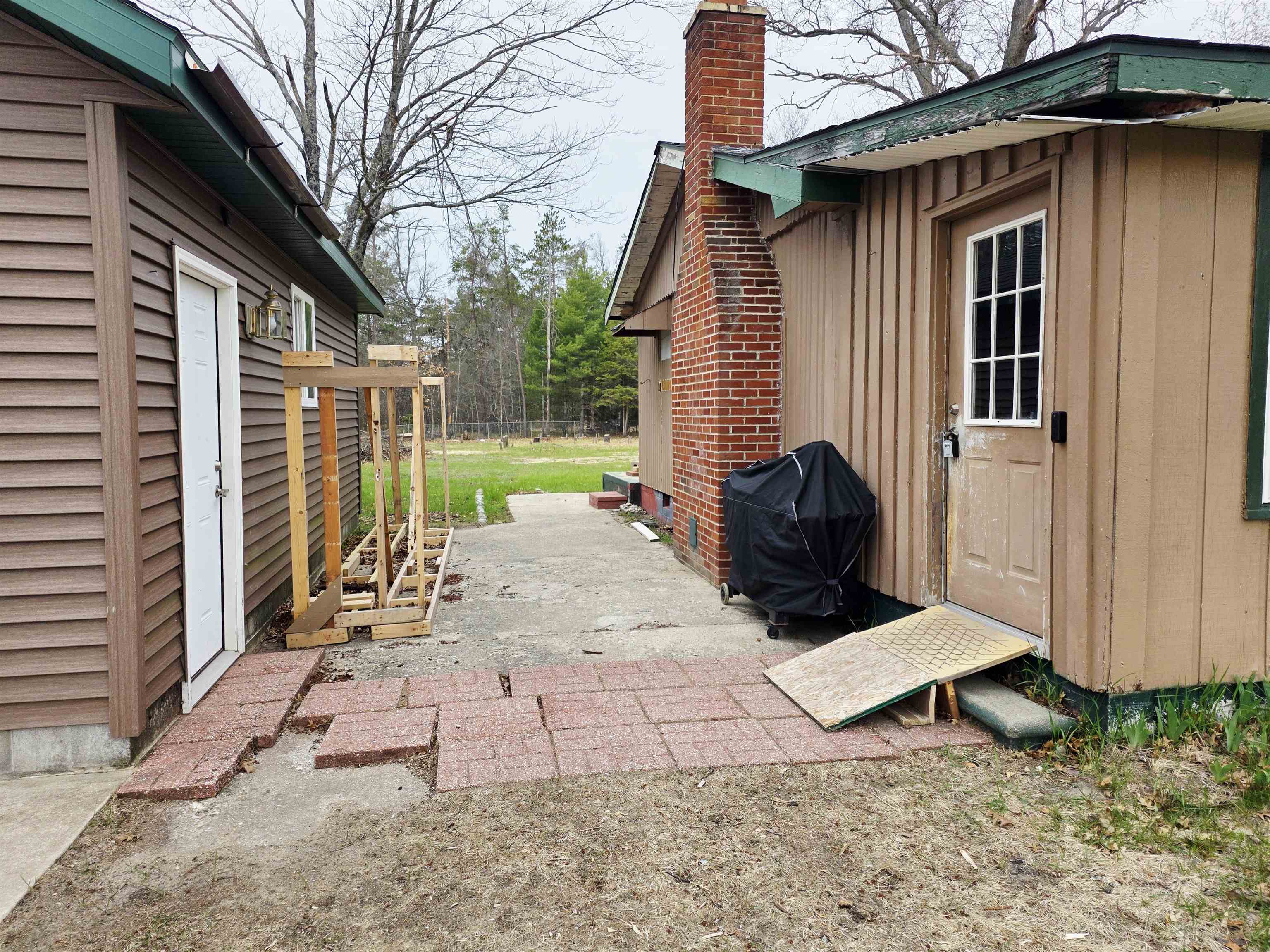 280 South Wakeley Bridge Road Grayling, MI 49738 - Photo 4 of 18