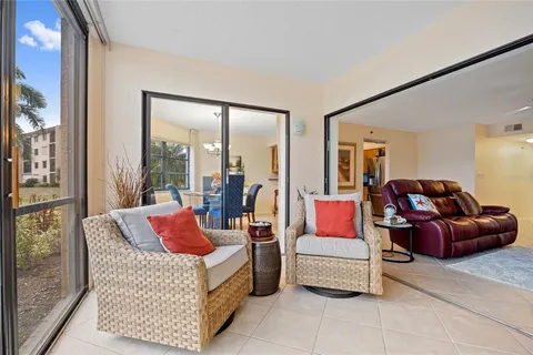 $169,000 | 23465 Harbor View Road, Unit 915, Punta Gorda, FL 33980