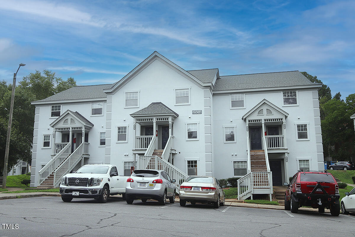 2504 Avent Ferry Rd Unit 204