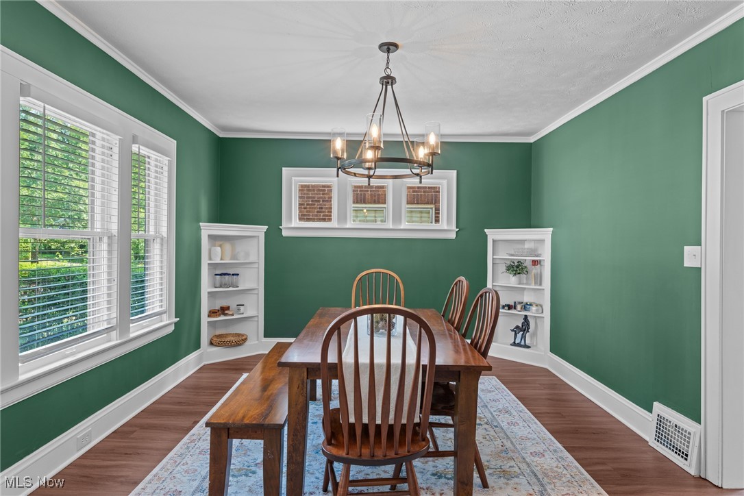 2616 Shaker Road Cleveland Heights, OH 44118 - Photo 10 of 46
