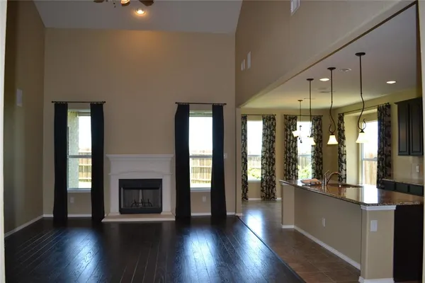 $2,695 | 917 Swan Ridge Drive, Sherman, TX 75092