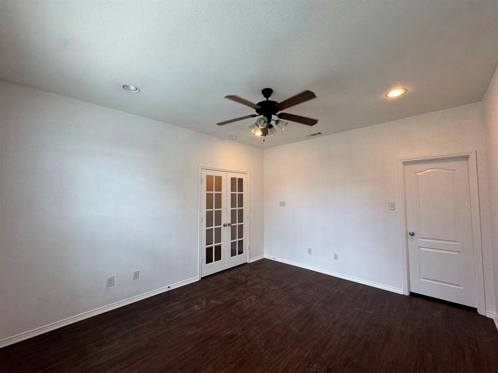 917 Swan Ridge Drive Sherman, TX 75092 - Photo 7 of 11