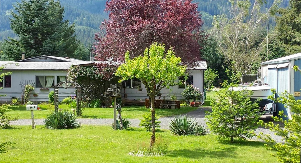 121 B Baker Road Randle, WA 98377 - Photo 1 of 7 Gallery Image 1
