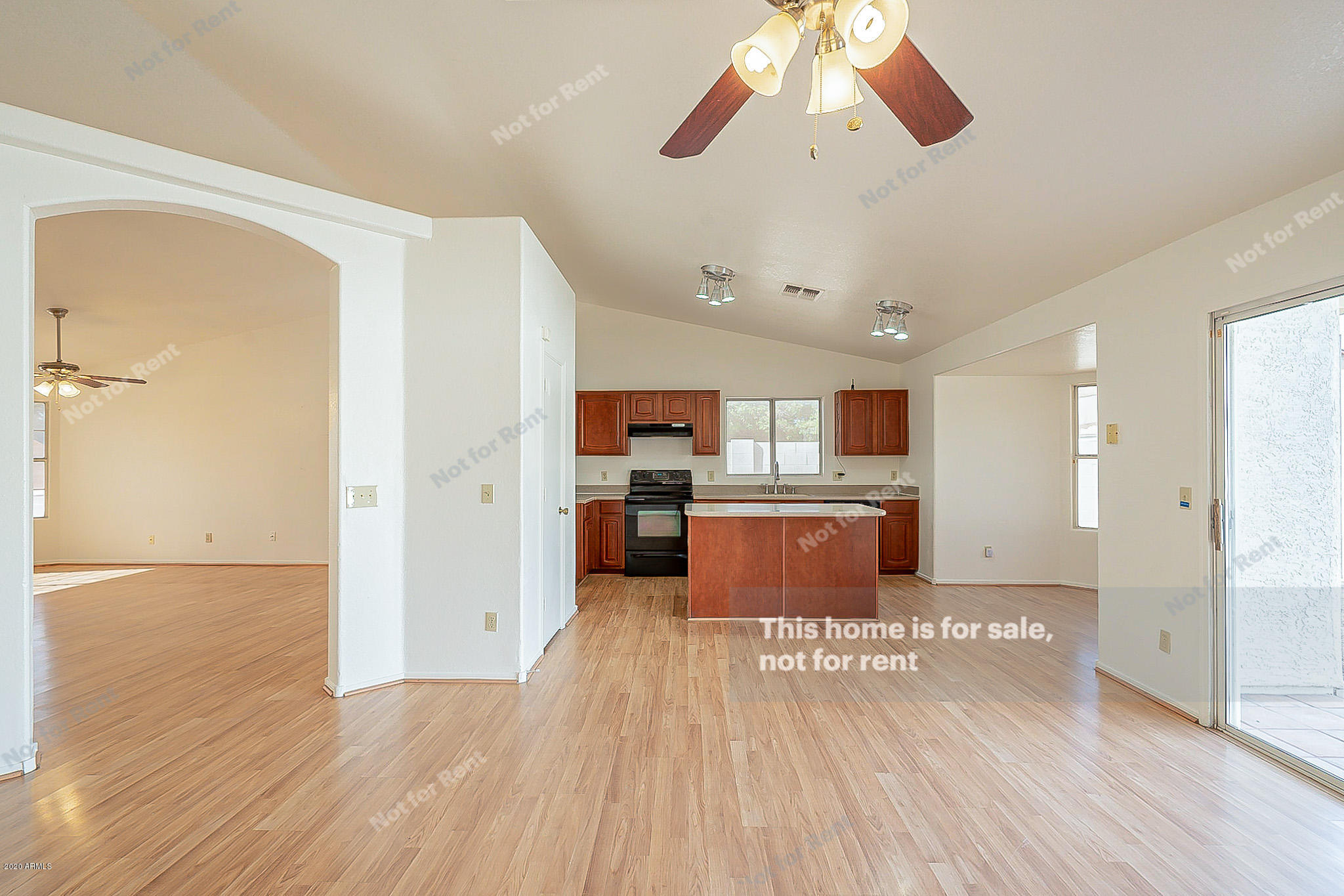 8642 West Monte Vista Road Phoenix, AZ 85037 - Photo 12 of 34 listing_9