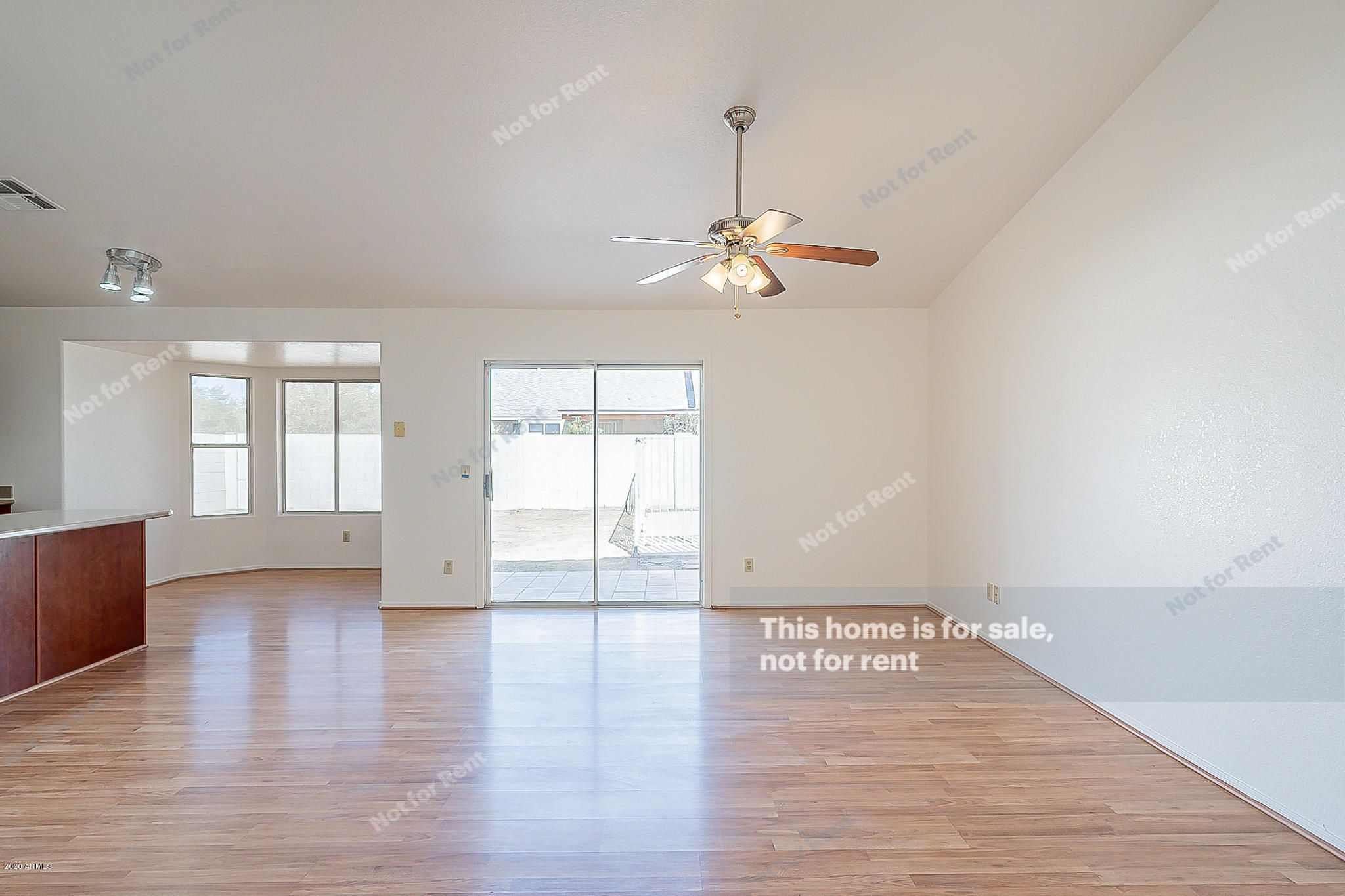 8642 West Monte Vista Road Phoenix, AZ 85037 - Photo 13 of 34 listing_10