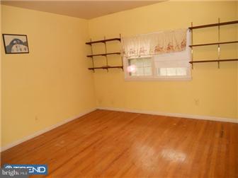 236 Glendale Road Havertown, PA 19083 - Photo 11 of 12