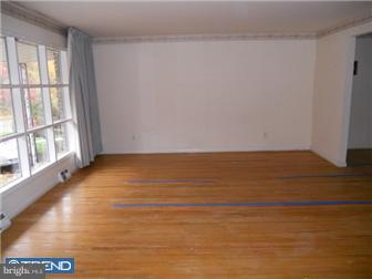 236 Glendale Road Havertown, PA 19083 - Photo 4 of 12