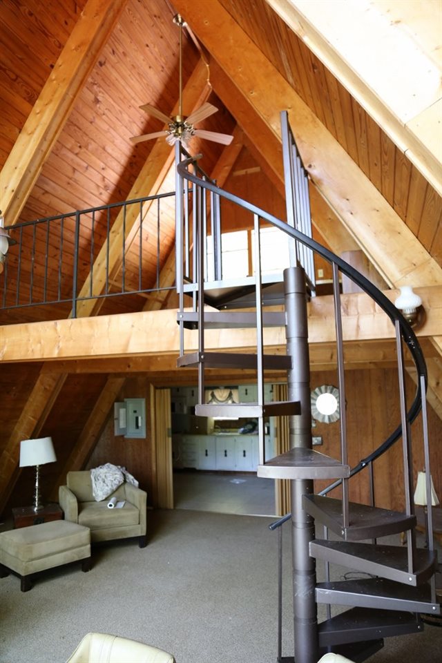 7500 Deckard Ridge Road Nashville, IN 47448 - Photo 3 of 29 Gallery Image 3