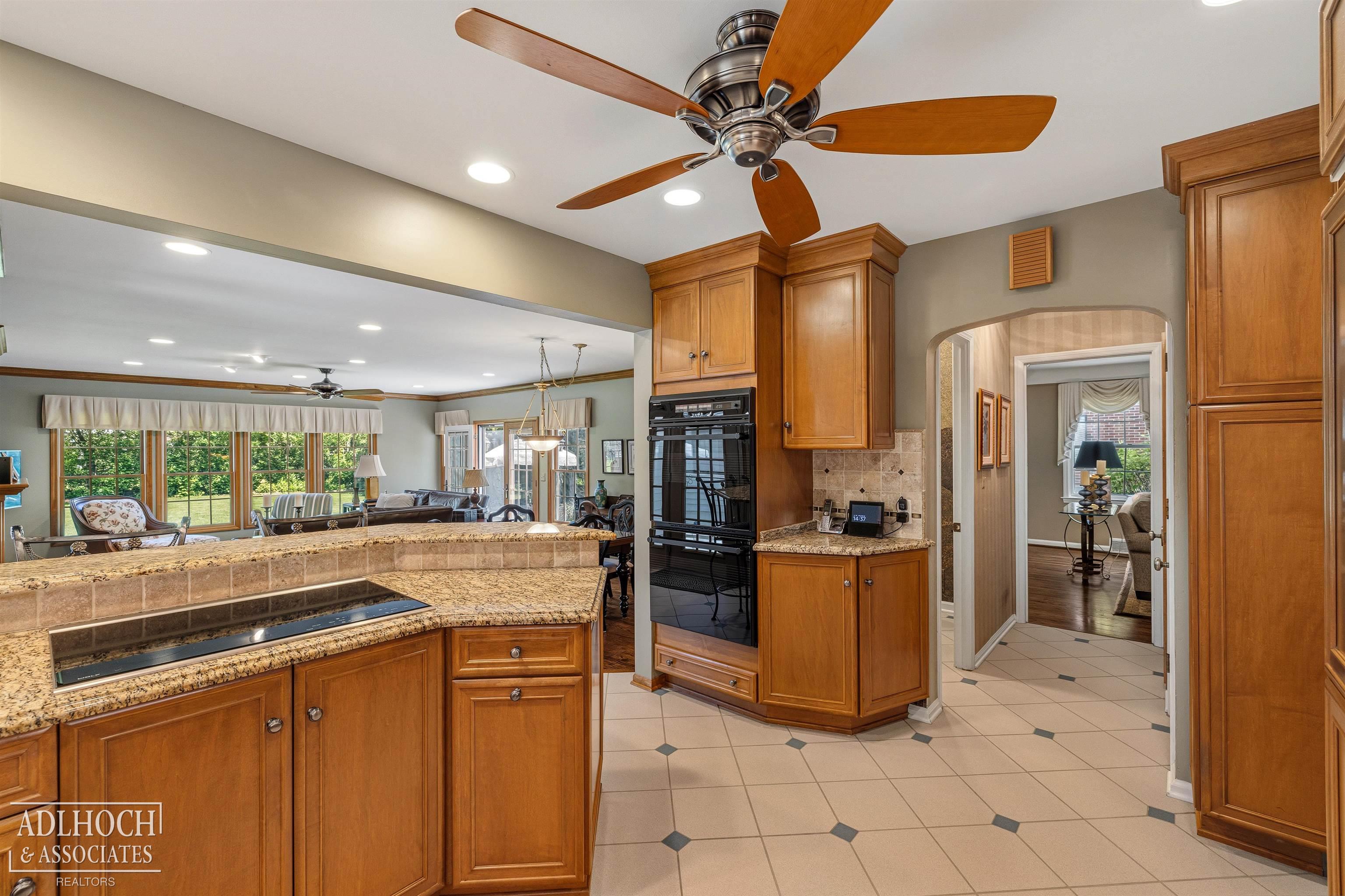 1254 Berkshire Road Grosse Pointe, MI 48230 - Photo 4 of 36