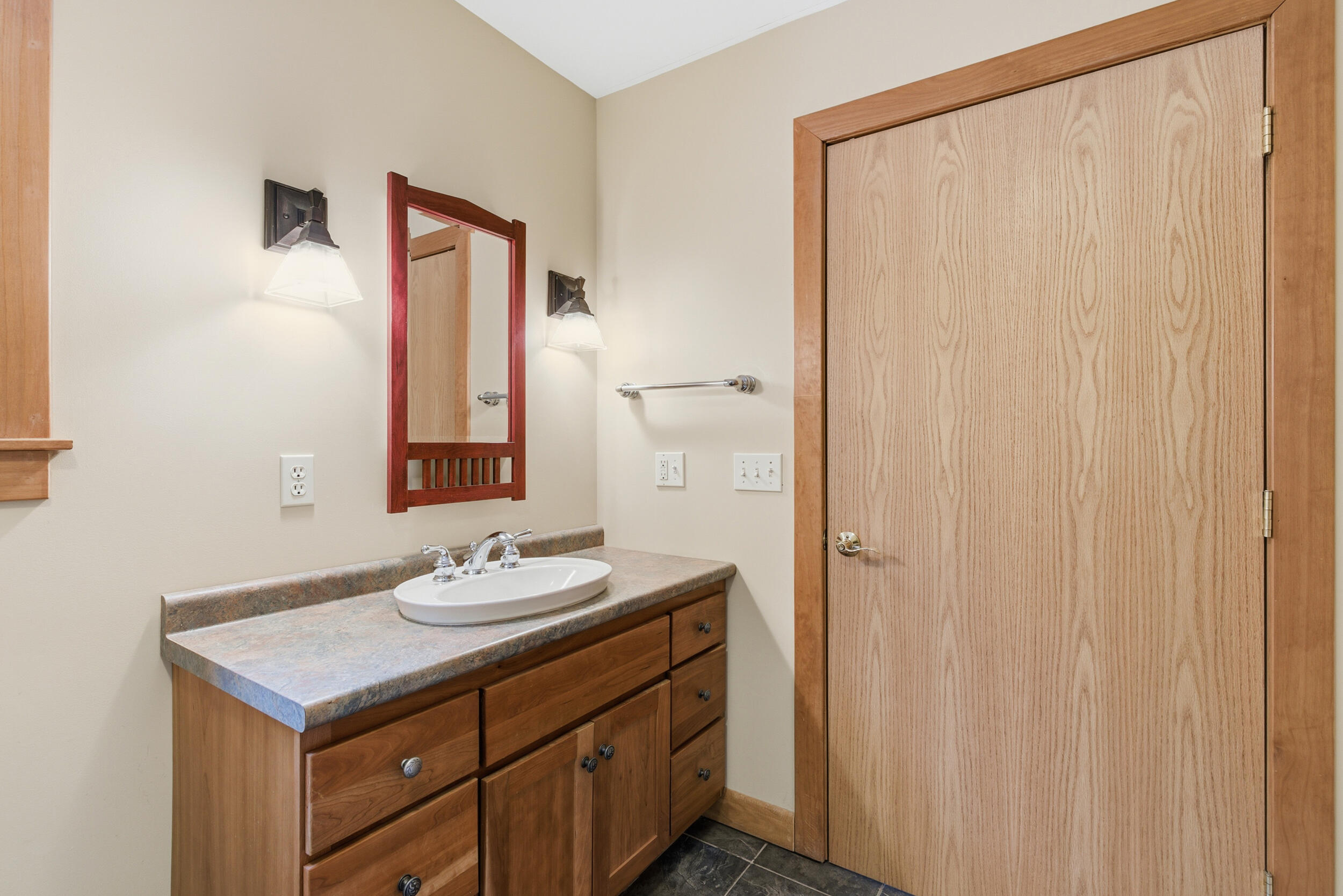 5 Arrowhead Ridge Road Freeport, ME 04032 - Photo 27 of 56 5 arrowhead ridge freeport-24