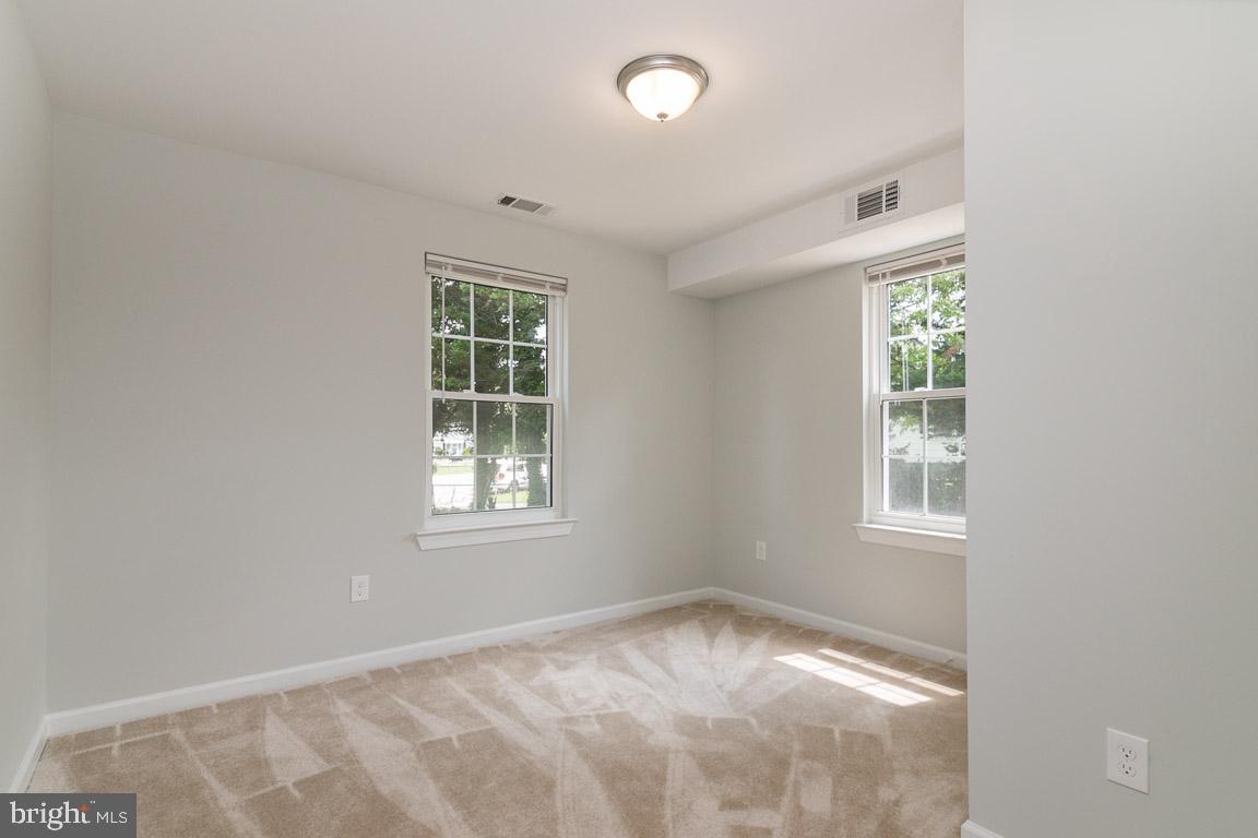 6601 Randolph Road Morningside, MD 20746 - Photo 17 of 46