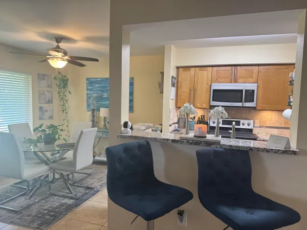 $2,200 | 2662 Northwest 33rd Street, Unit 2503, Oakland Park, FL 33309