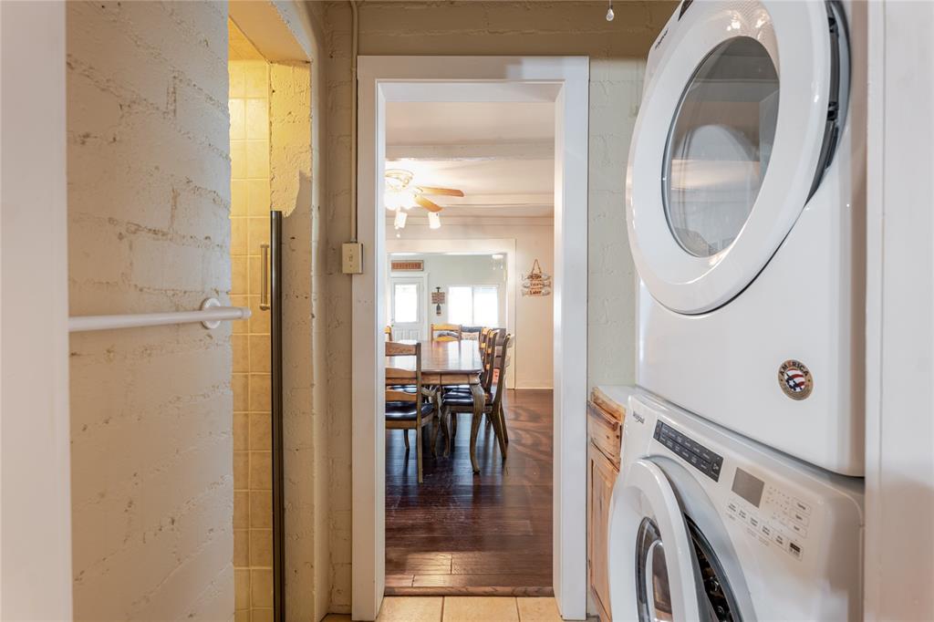 1601 Forum Circle, Unit 156 Graford, TX 76449 - Photo 15 of 28 a utility room with dryer and washer