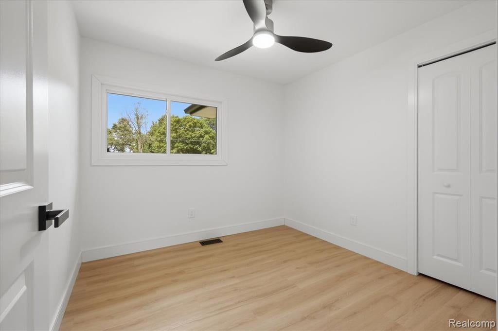 3643 Noble Road Oxford, MI 48370 - Photo 27 of 47 Gallery Image 27