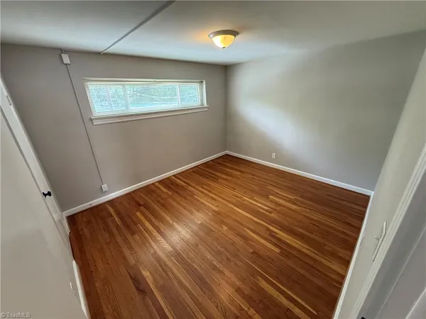 $745 | 1900 Queen Street, Unit C7, Winston-Salem, NC 27103