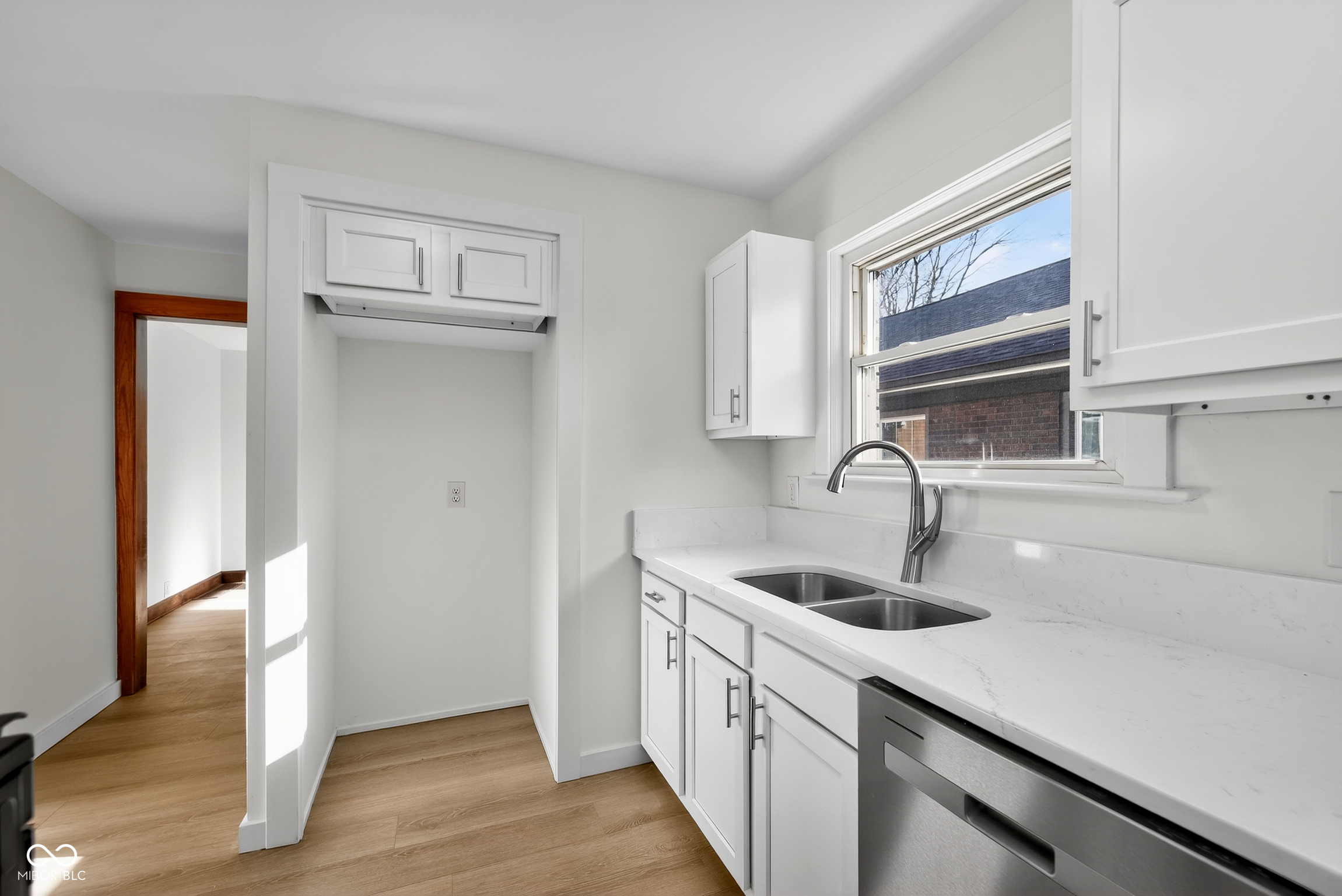 960 North Audubon Road Indianapolis, IN 46219 - Photo 11 of 25