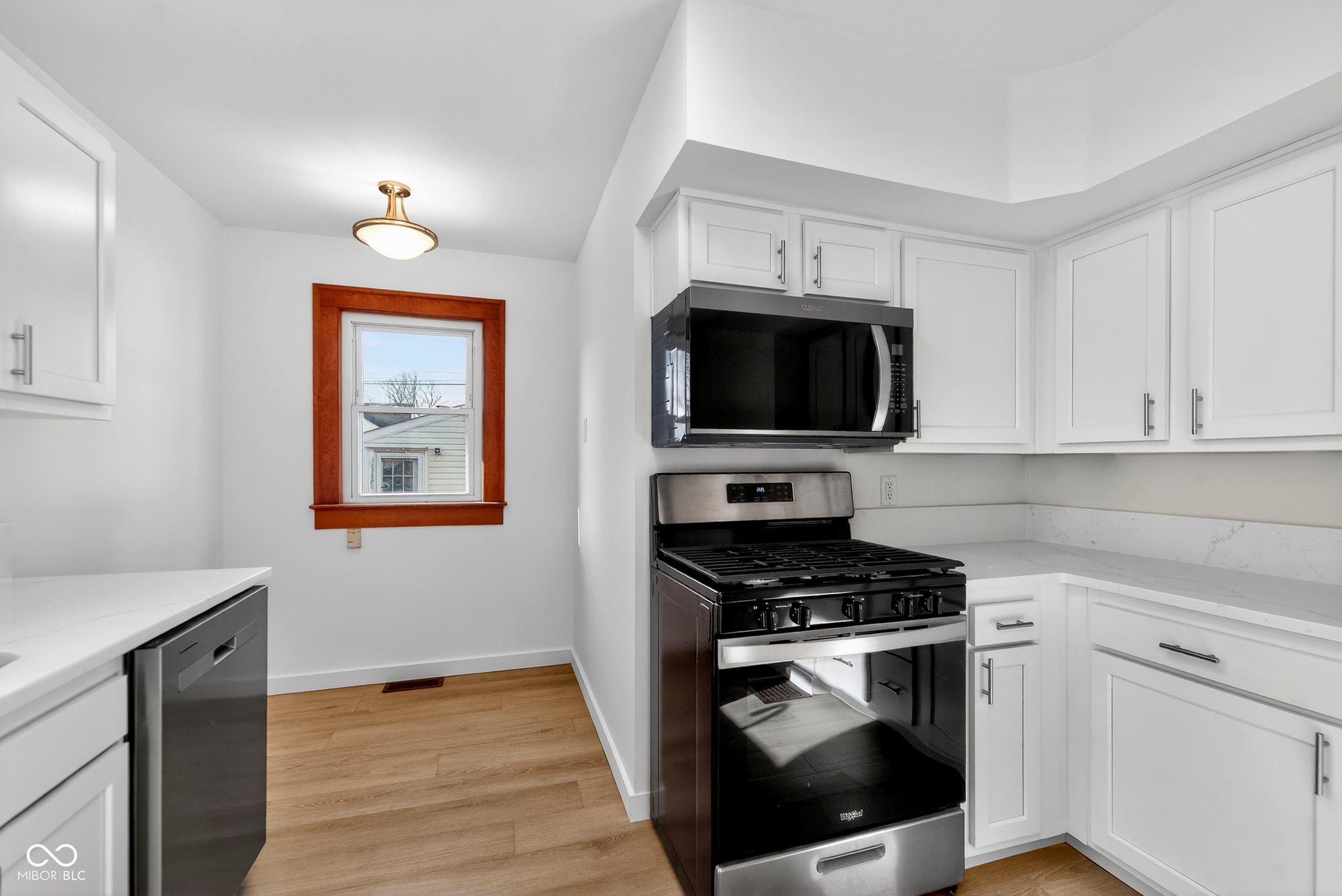 960 North Audubon Road Indianapolis, IN 46219 - Photo 6 of 25