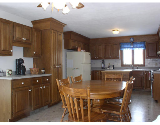 240 Michael Sears Road Belchertown, MA 01007 - Photo 4 of 11 Gallery Image 4