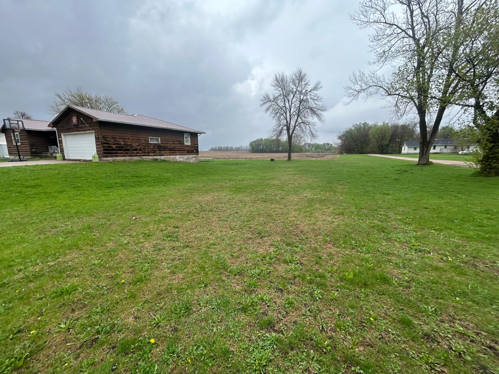 303 North Clark Street Ceylon, MN 56121 - Photo 30 of 31