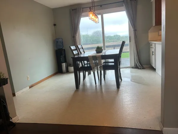 $139,900 | 303 North Clark Street, Ceylon, MN 56121