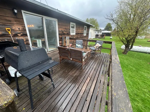 $139,900 | 303 North Clark Street, Ceylon, MN 56121