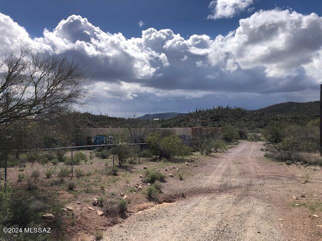 3801 West Valencia Road Tucson, AZ 85746 - Photo 3 of 17