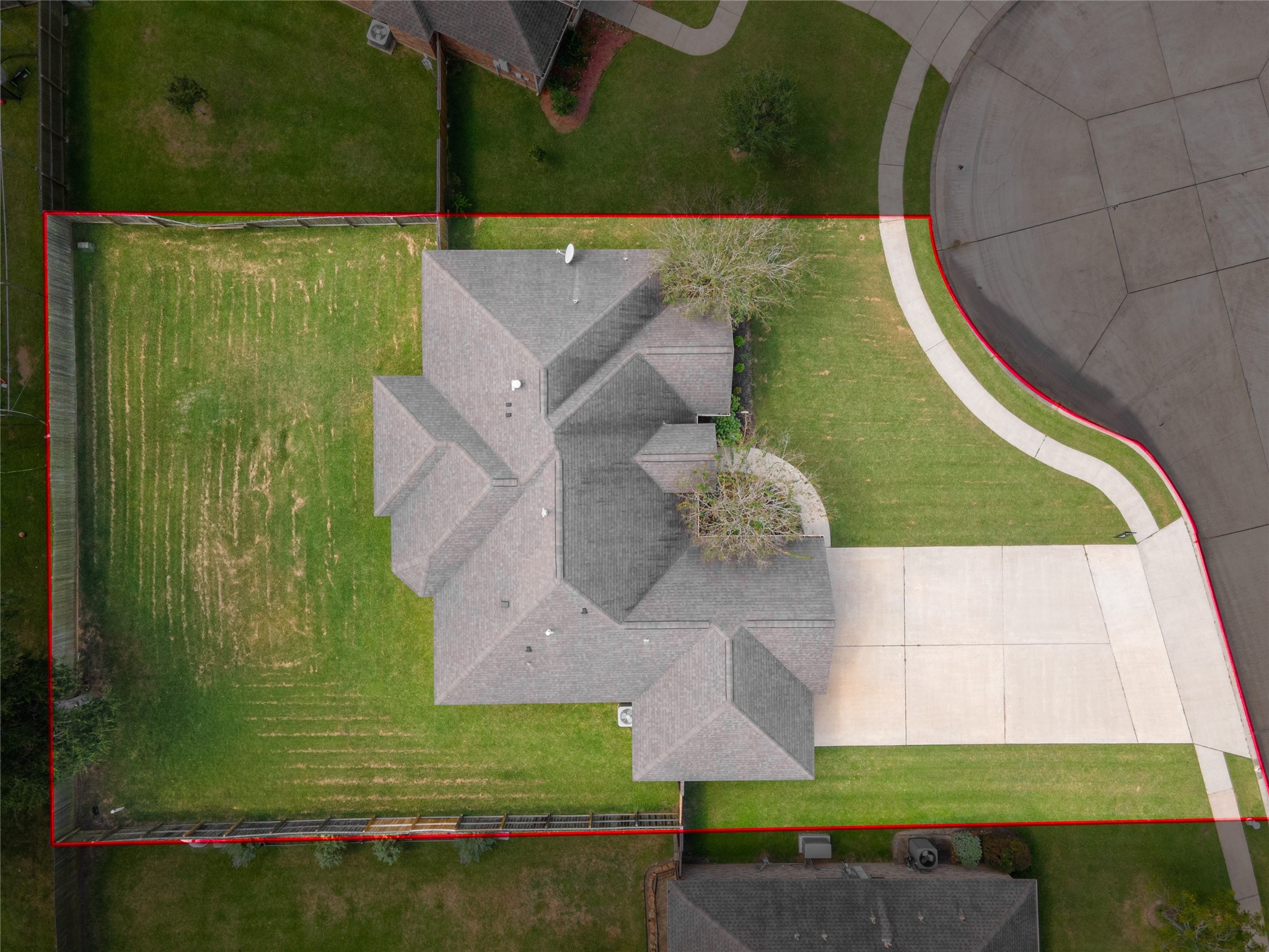 57 Red Maple Court Lake Jackson, TX 77566 - Photo 44 of 44 an aerial view of a house