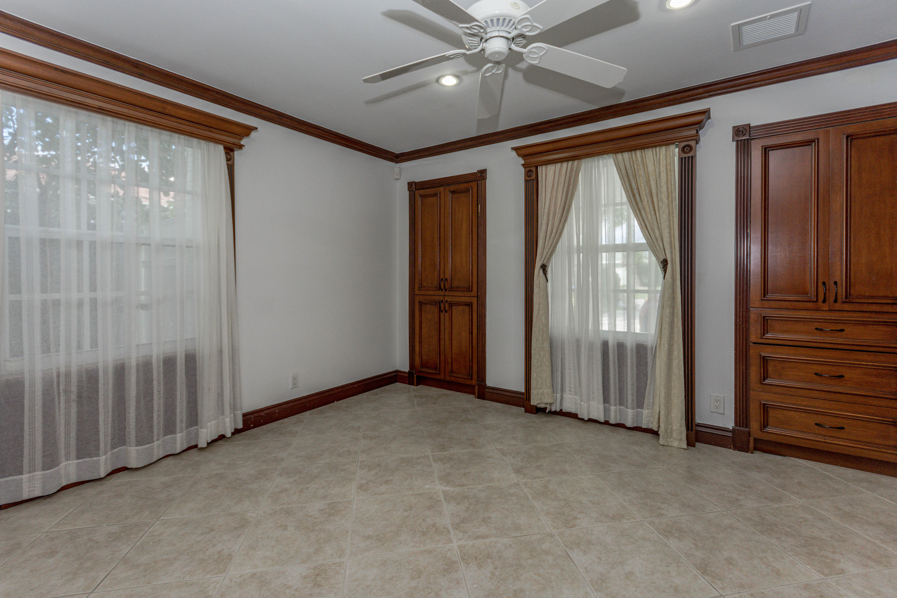 2553 Inisbrook Road Riviera Beach, FL 33407 - Photo 28 of 41 untitled shoot-3471