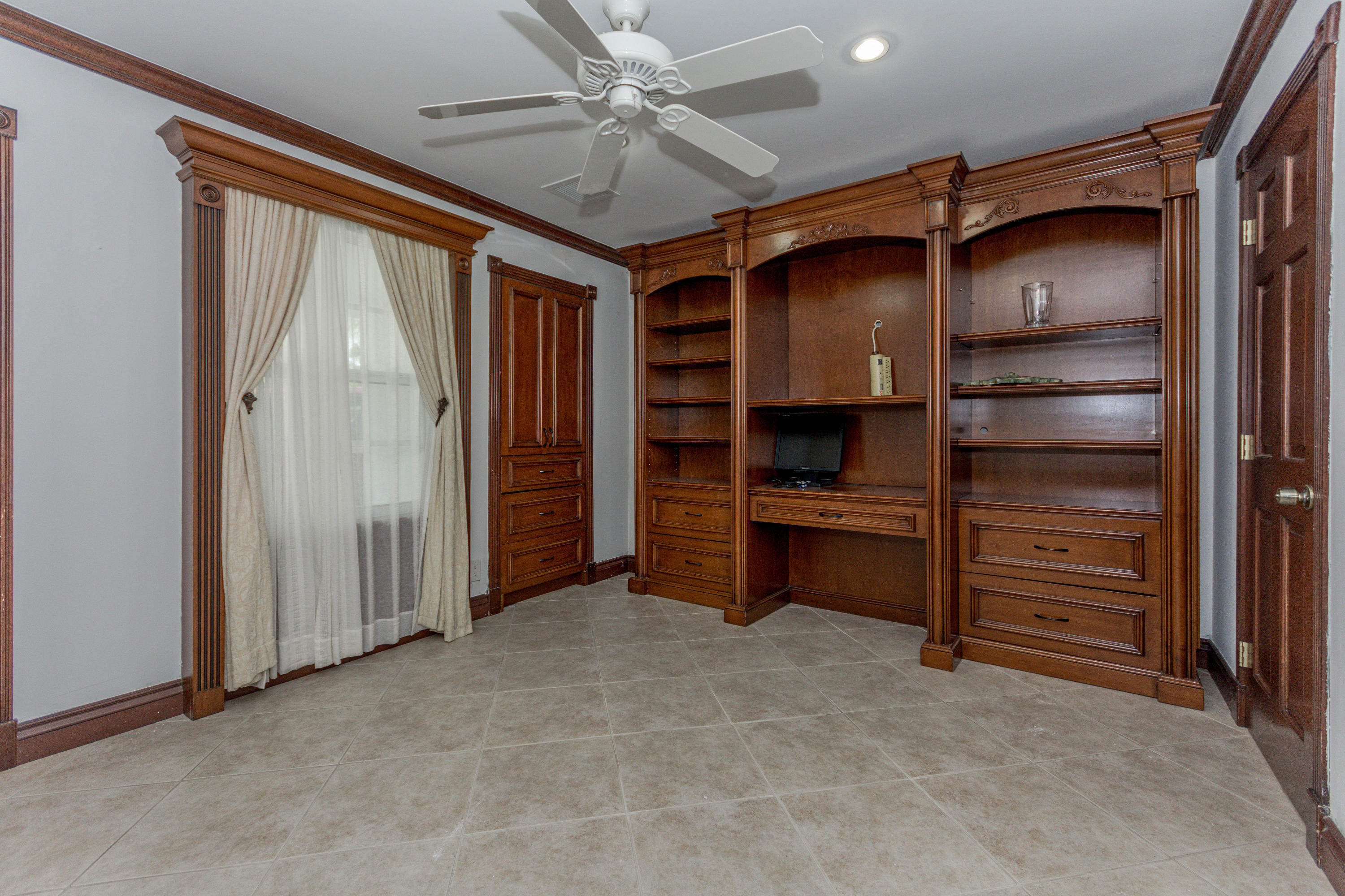 2553 Inisbrook Road Riviera Beach, FL 33407 - Photo 29 of 41 untitled shoot-3472