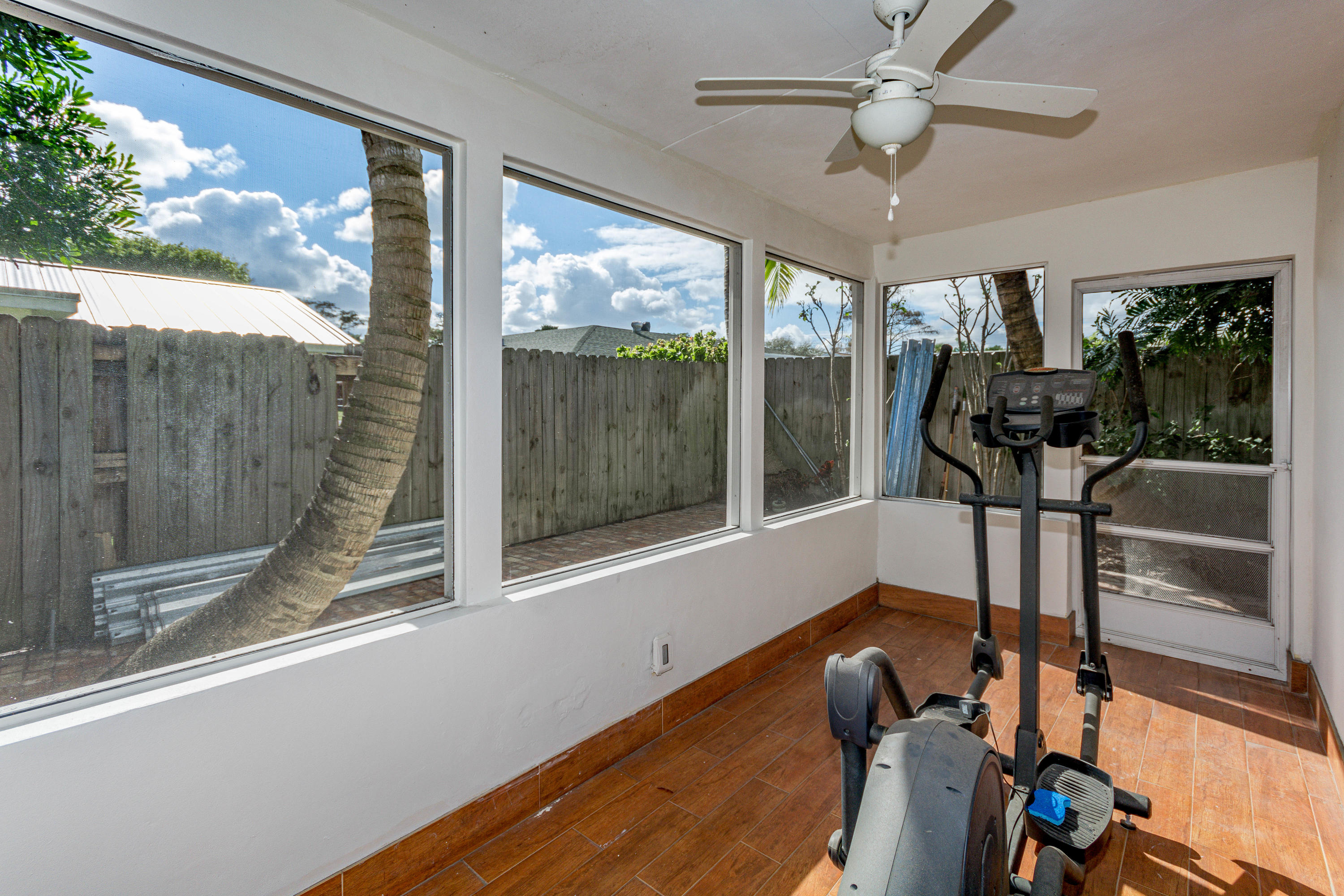 2553 Inisbrook Road Riviera Beach, FL 33407 - Photo 32 of 41 untitled shoot-3438