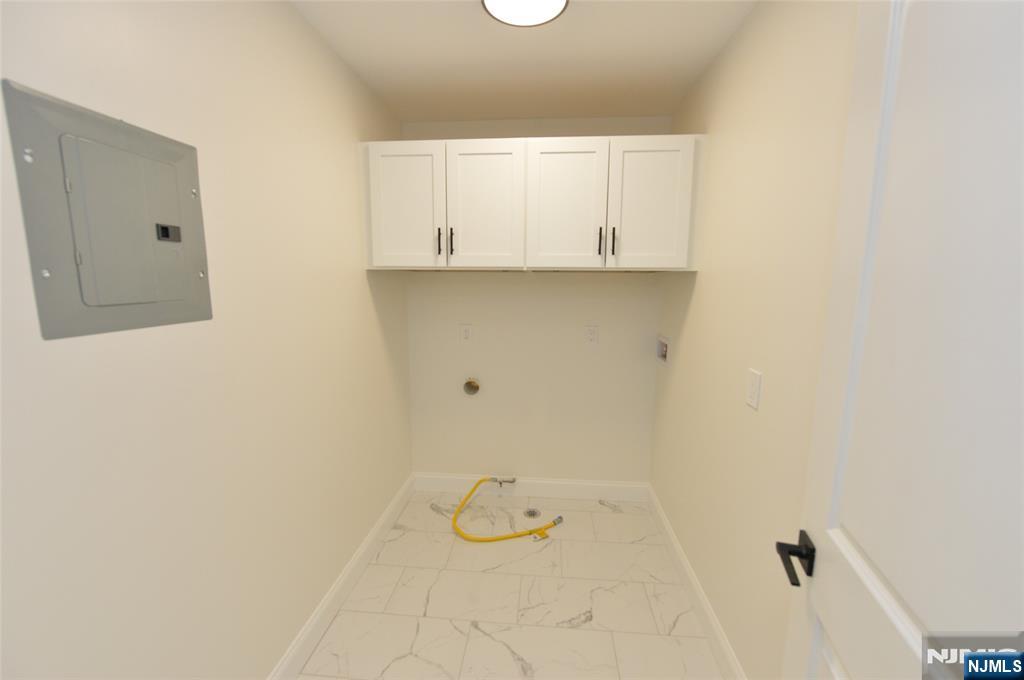 6-10 River Road Fair Lawn, NJ 07410 - Photo 16 of 27