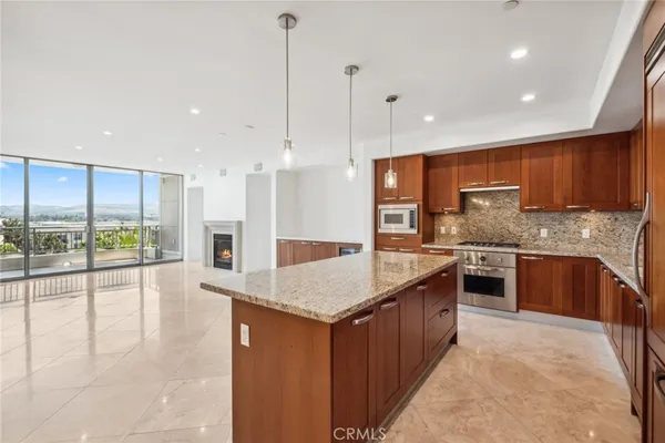 $4,900 | 5064 Scholarship, Irvine, CA 92612