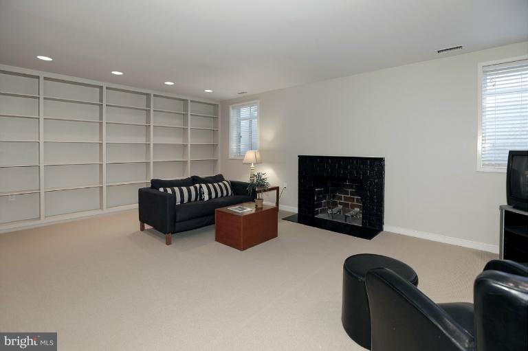 7610 Glendale Road Chevy Chase, MD 20815 - Photo 21 of 29 Interior (General)
