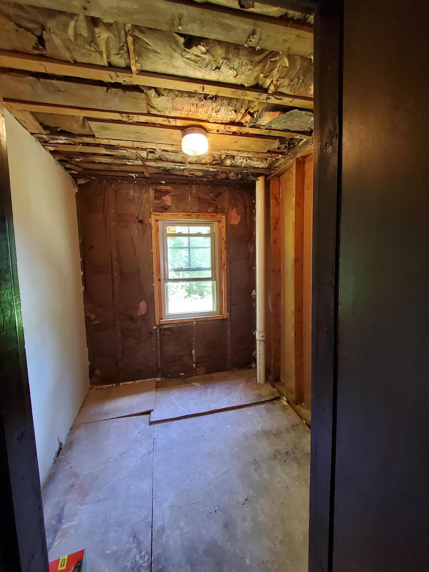 297 Borough Road Chesterville, ME 04938 - Photo 21 of 31 20220715_143405