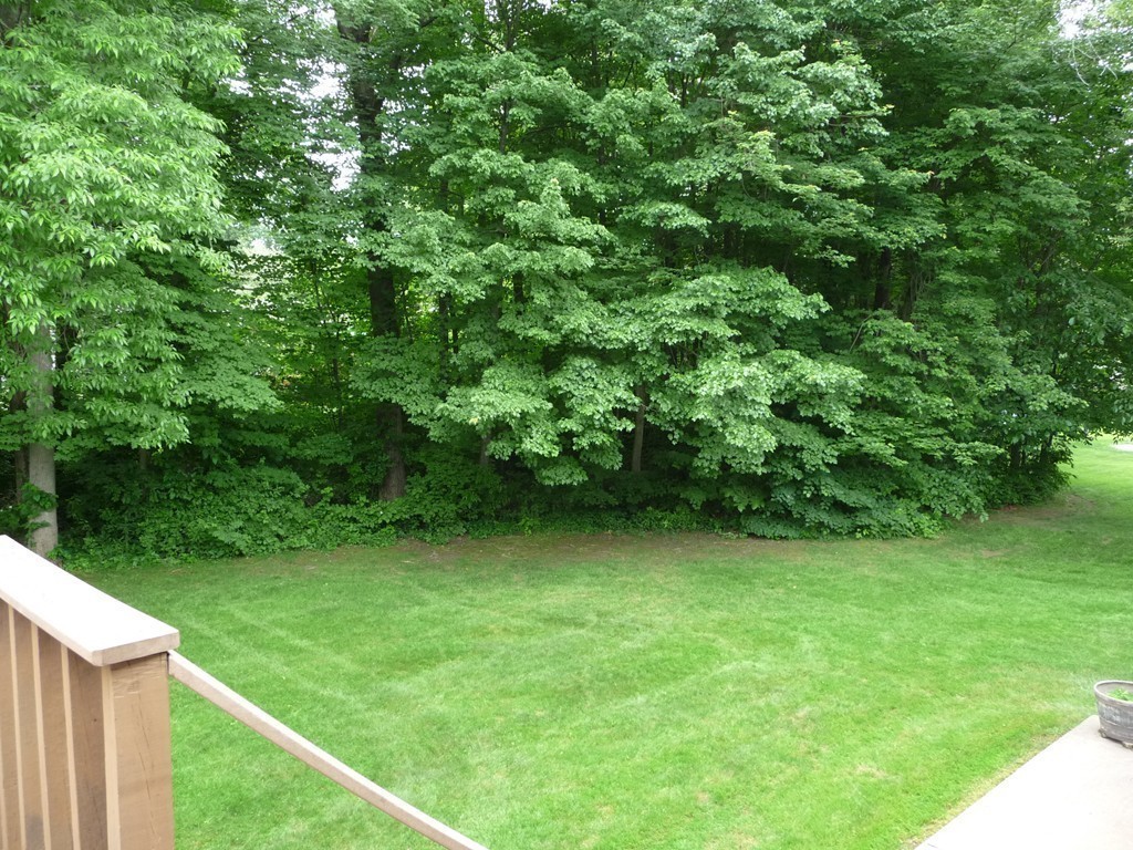 22 Independence Road Agawam, MA 01030 - Photo 4 of 20 Gallery Image 4