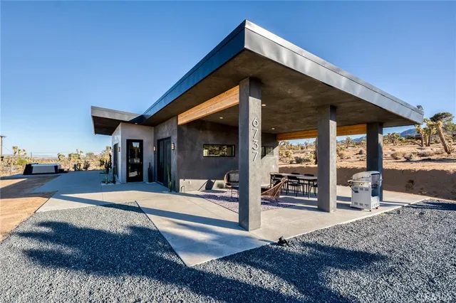 $707,200 | 6737 Saddleback Road, Joshua Tree, CA 92252