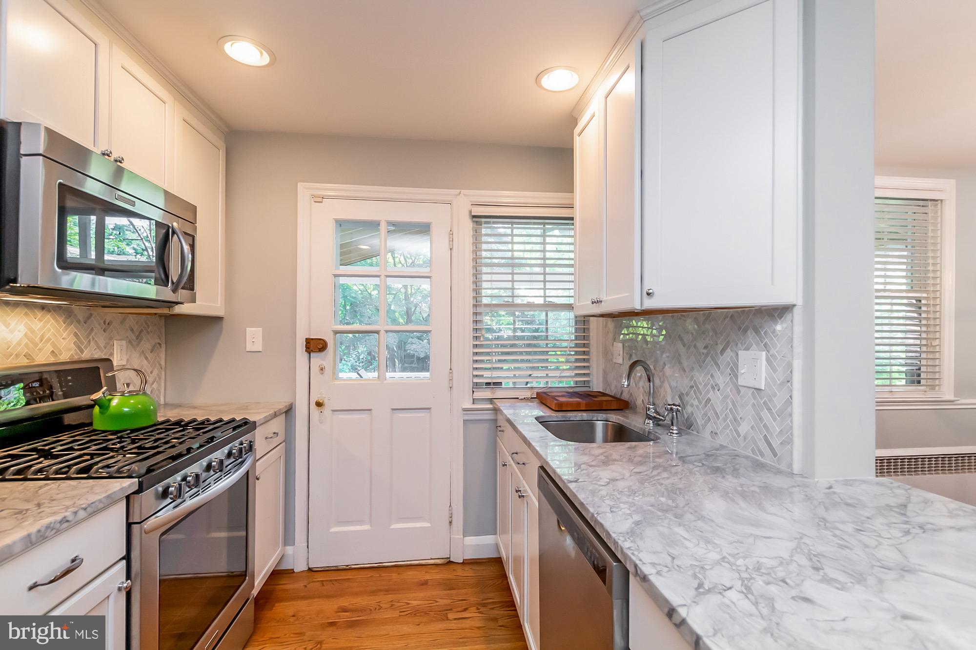 613 Overbrook Road Baltimore, MD 21212 - Photo 14 of 32