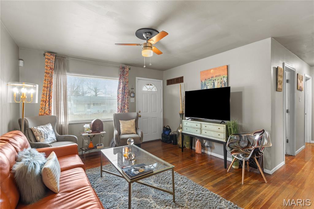 123 Grampian Road St. Louis, MO 63137 - Photo 6 of 26